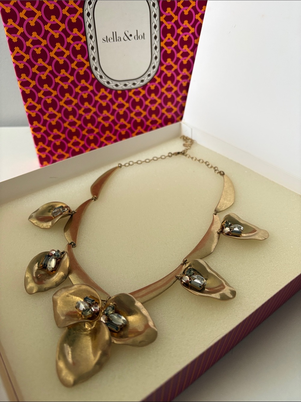 Stella & Dot Danika Statement Necklace